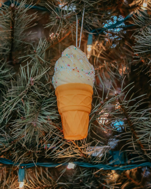 Delightful Holiday Soft Serve Treats for Every Celebration