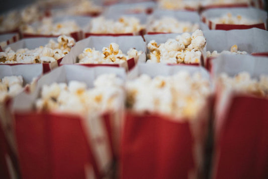 Exploring Gourmet Popcorn Flavors for Delightful Snacking